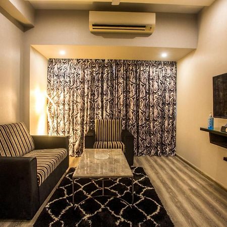 Encore Suites Goa باناجي المظهر الخارجي الصورة