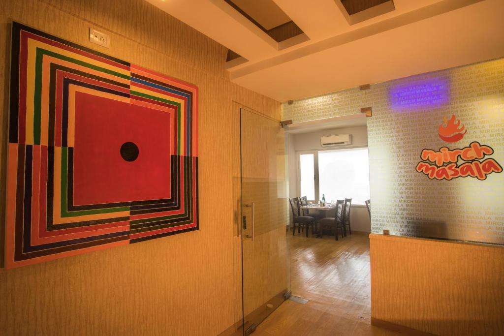 Encore Suites Goa باناجي المظهر الخارجي الصورة