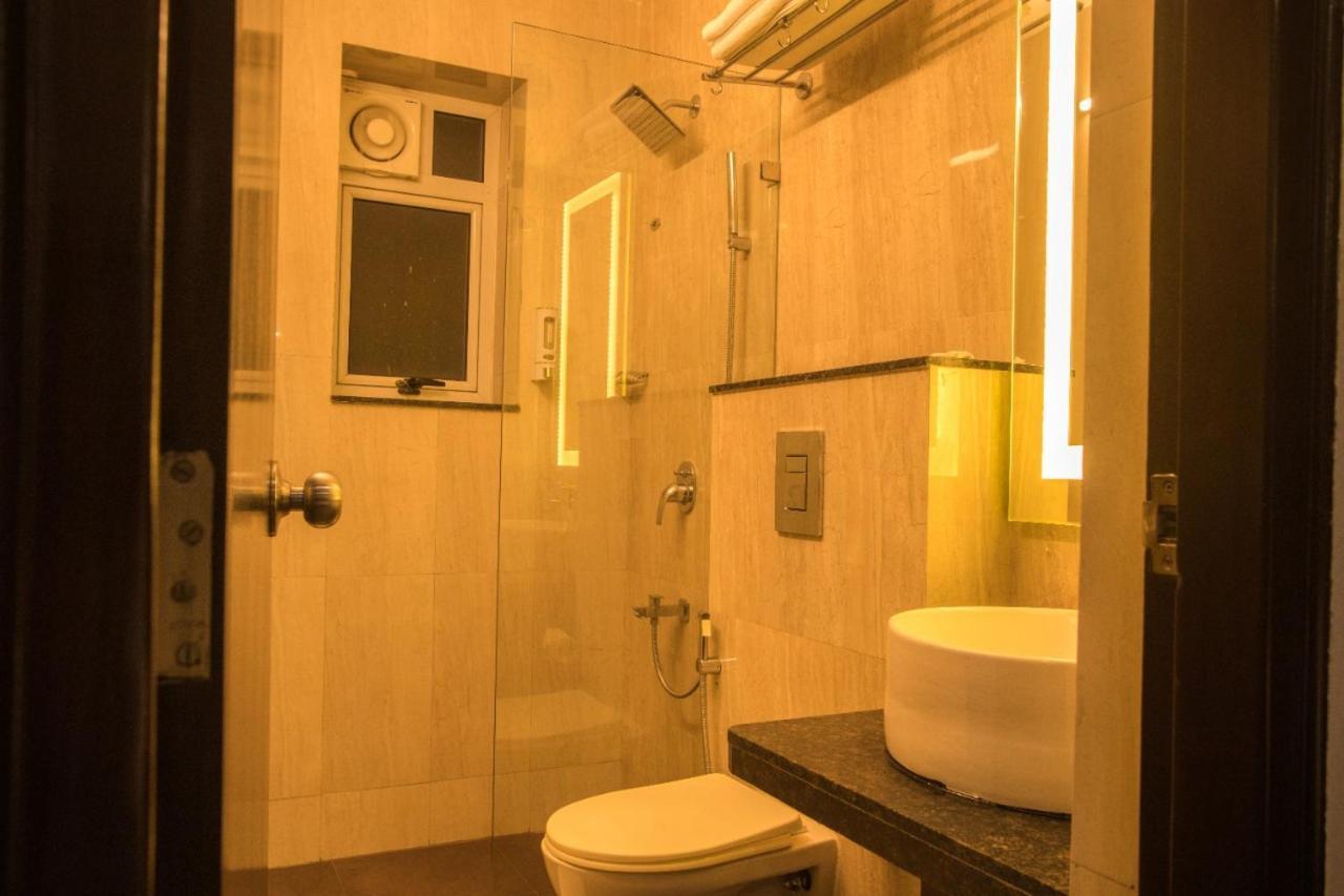 Encore Suites Goa باناجي المظهر الخارجي الصورة
